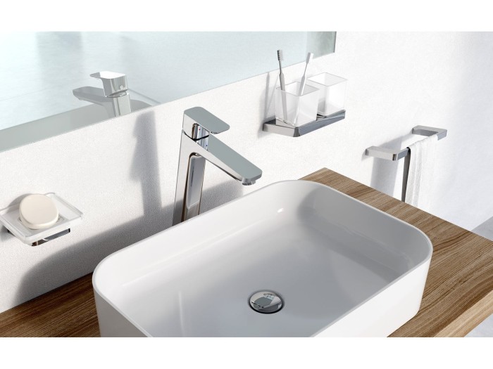 TD 300.00 uchwyt na ręcznik 10° chrom 1.jpg