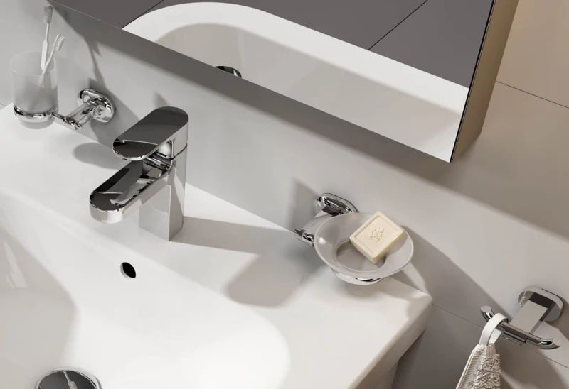 Kubek szklany z uchwytem naściennym CHROME CR 210.00 2.jpg